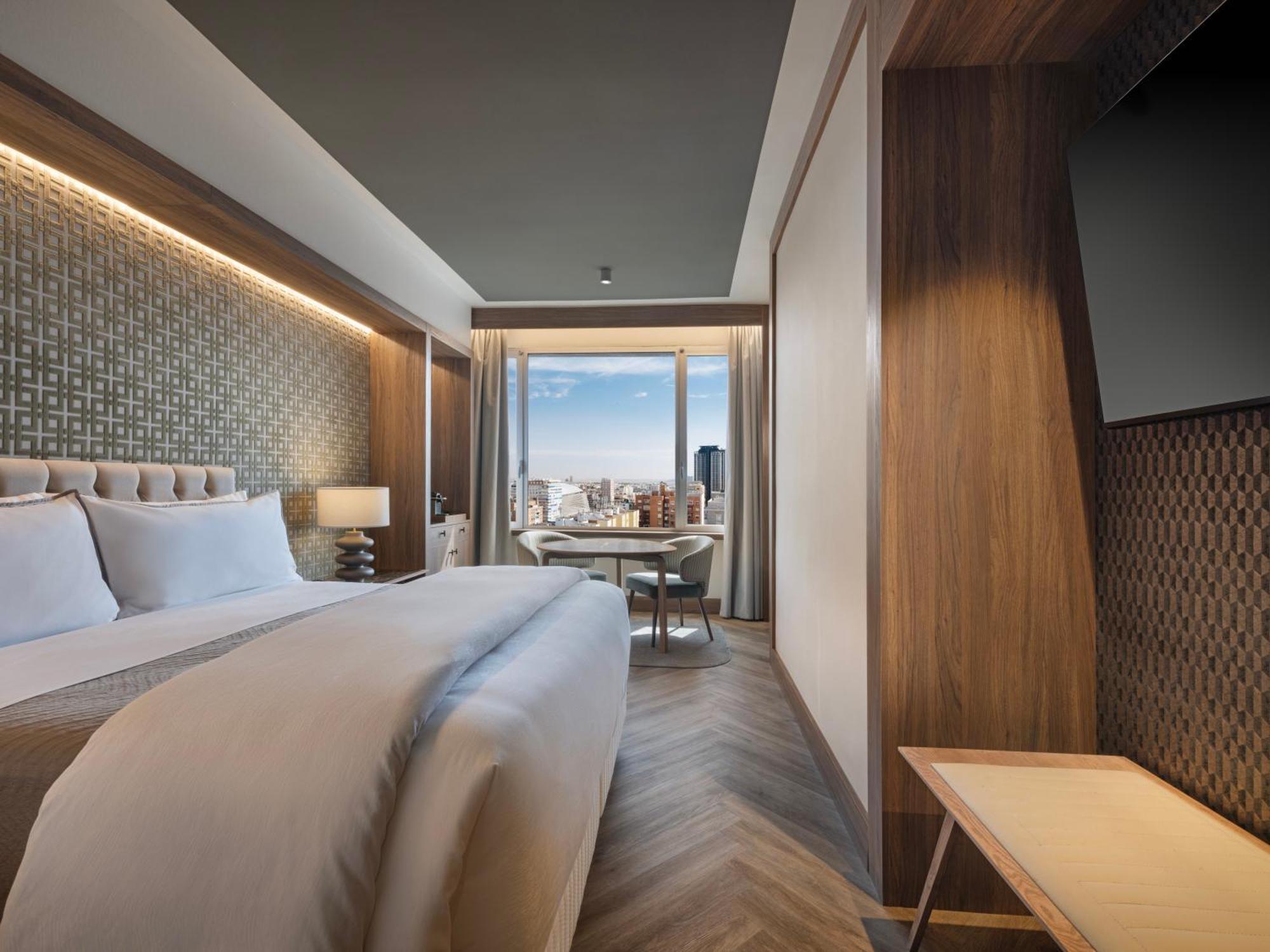 The Westin Madrid Cuzco Hotel Bagian luar foto