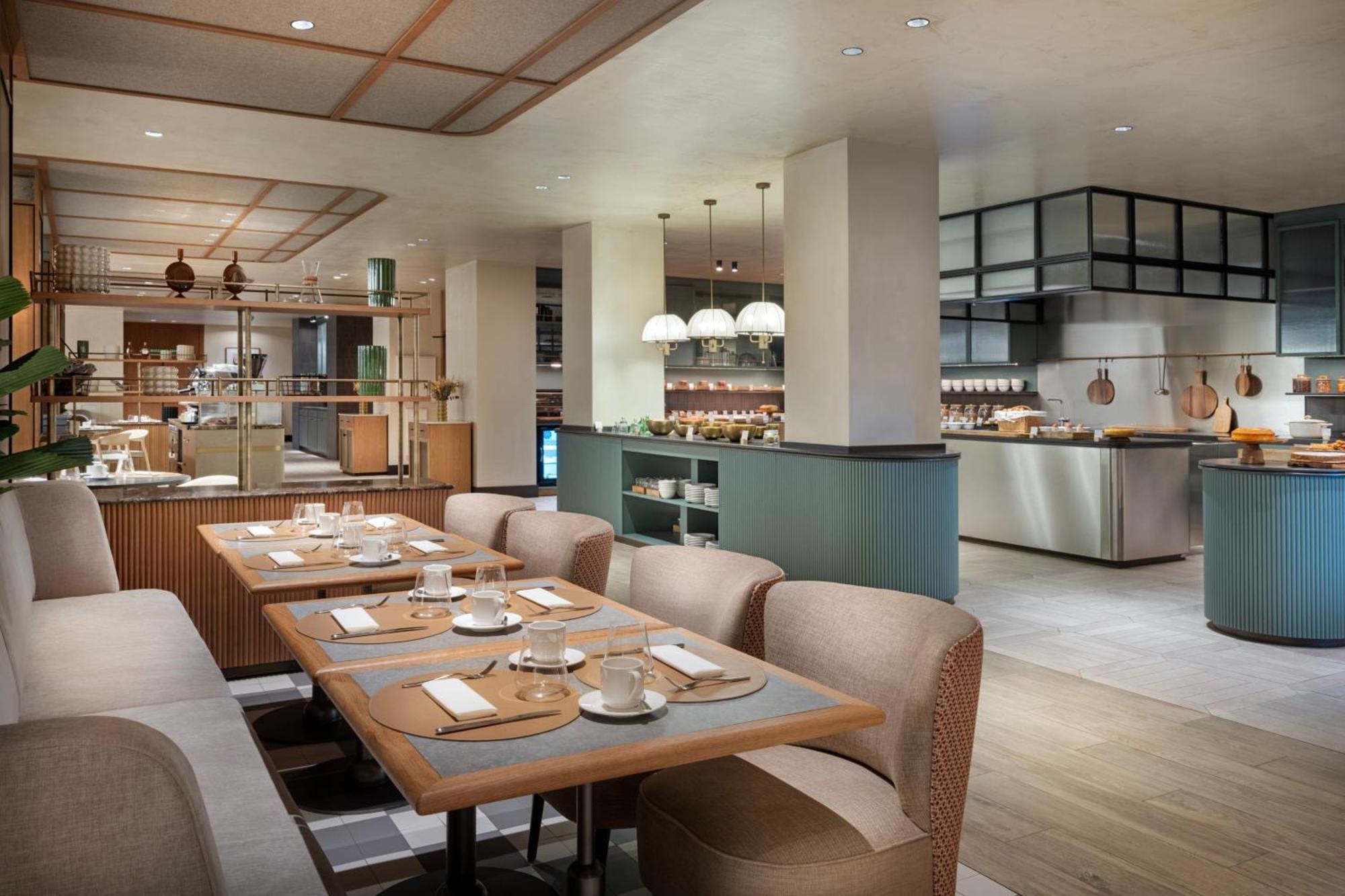 The Westin Madrid Cuzco Hotel Bagian luar foto