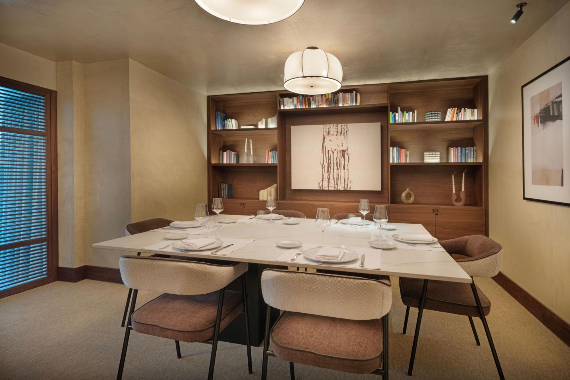 The Westin Madrid Cuzco Hotel Bagian luar foto