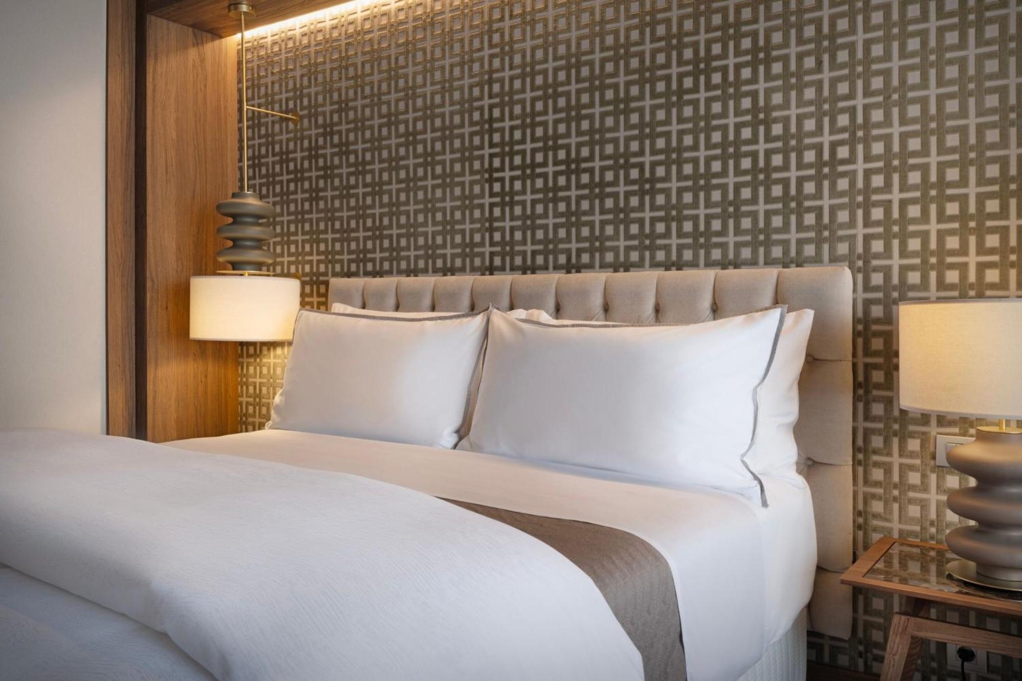The Westin Madrid Cuzco Hotel Bagian luar foto
