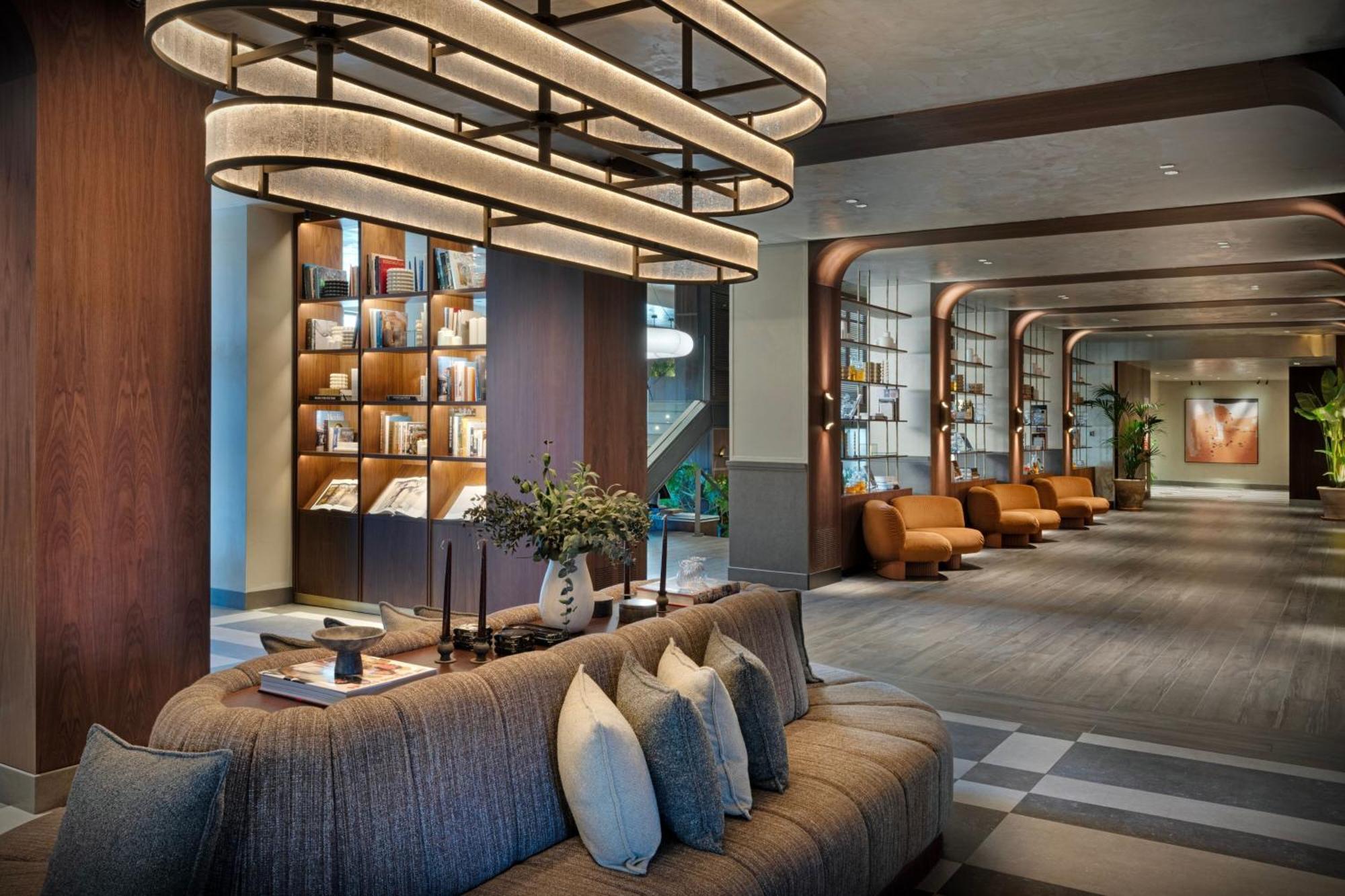 The Westin Madrid Cuzco Hotel Bagian luar foto