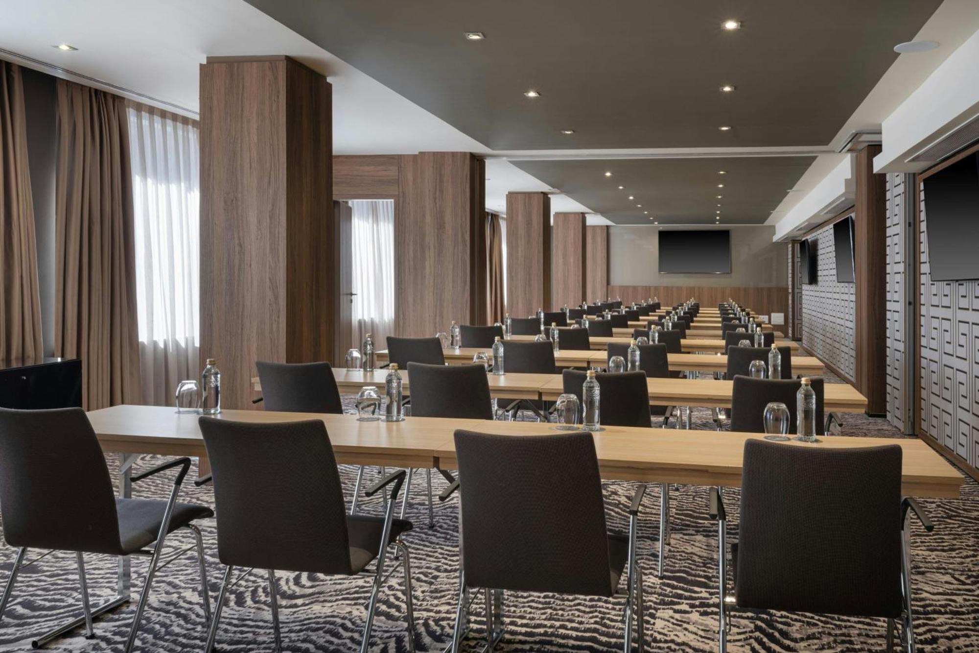 The Westin Madrid Cuzco Hotel Bagian luar foto