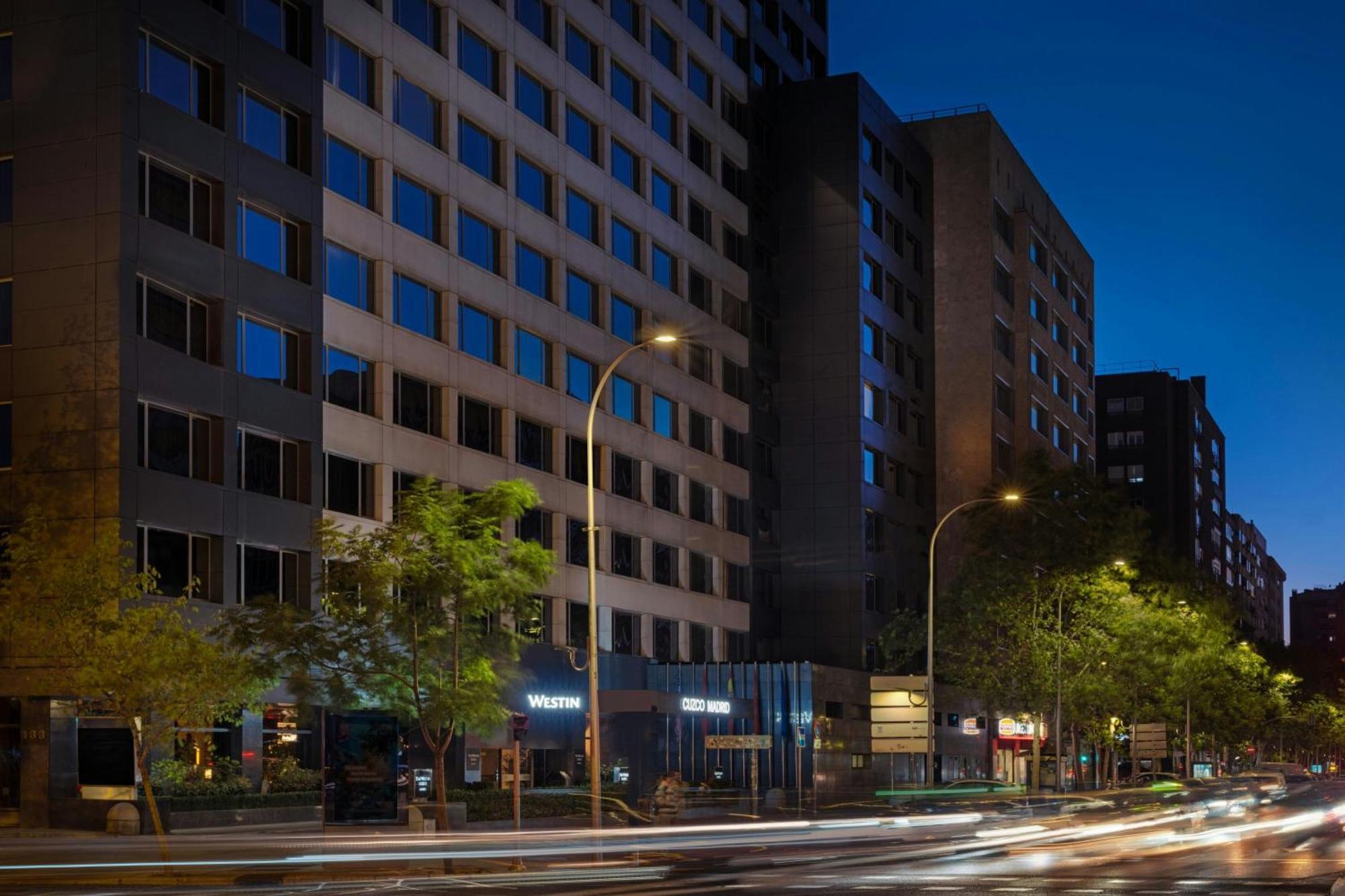The Westin Madrid Cuzco Hotel Bagian luar foto
